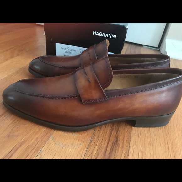 Beautiful Magnanni Loafers 